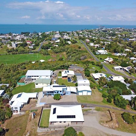 Escape With A View Villa Emu Park Bagian luar foto